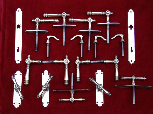 �tv�s, ez�stm�ves, aranym�ves, kilincs